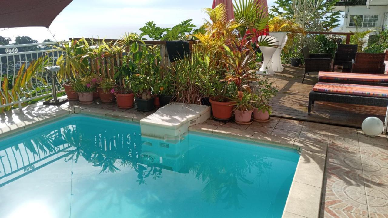 Manava Tahara'A Home Stay Mahina Exterior photo