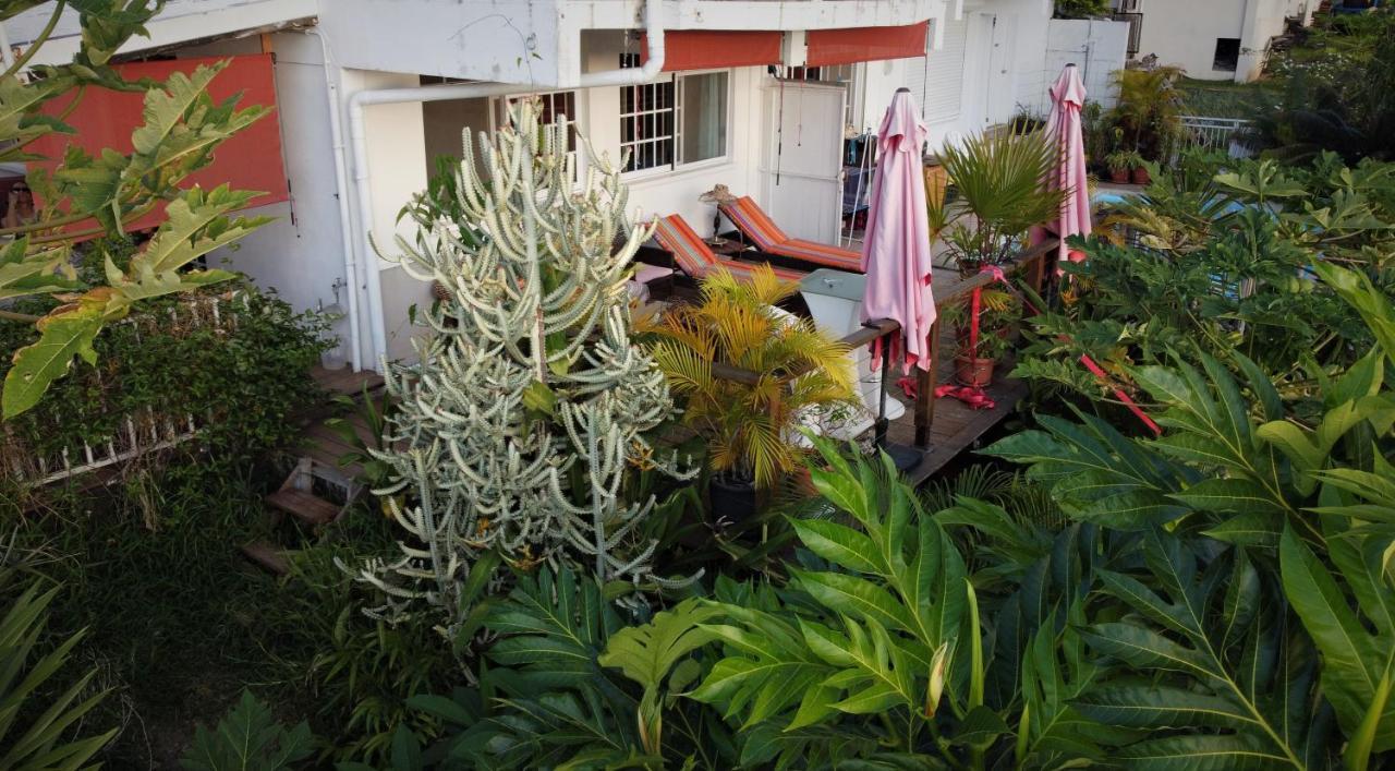 Manava Tahara'A Home Stay Mahina Exterior photo