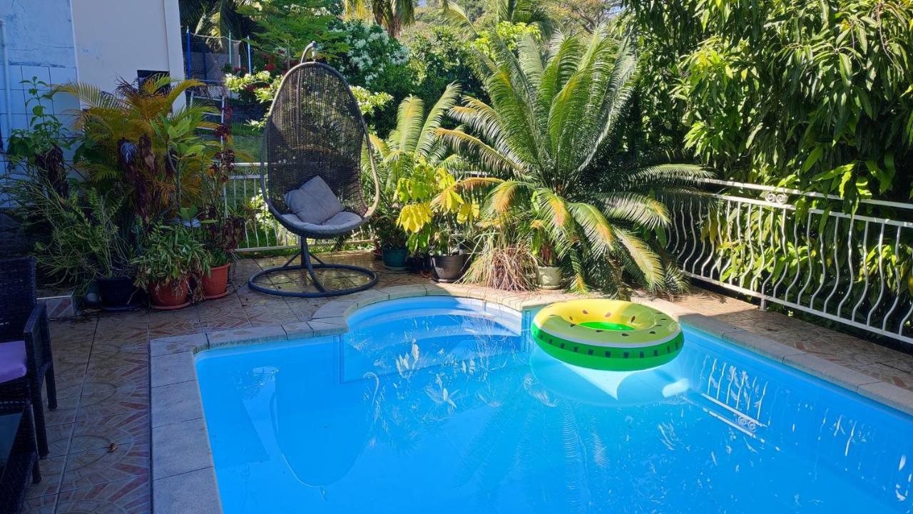 Manava Tahara'A Home Stay Mahina Exterior photo